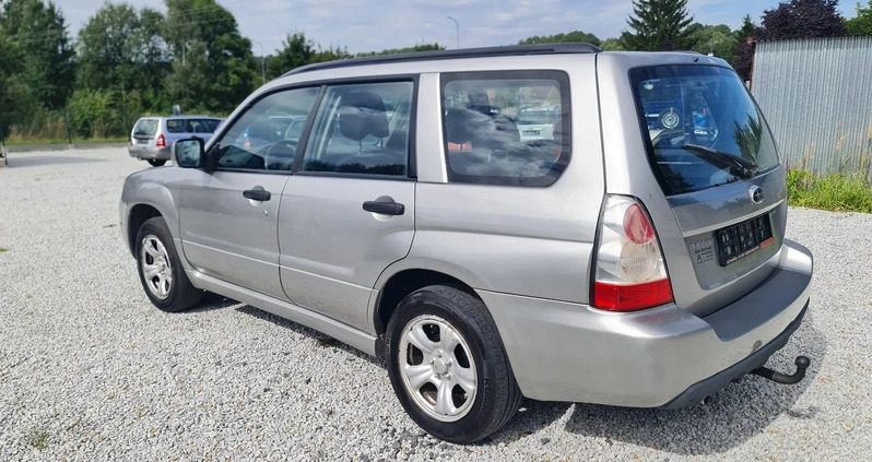 Subaru Forester cena 15900 przebieg: 218000, rok produkcji 2006 z Olszyna małe 497